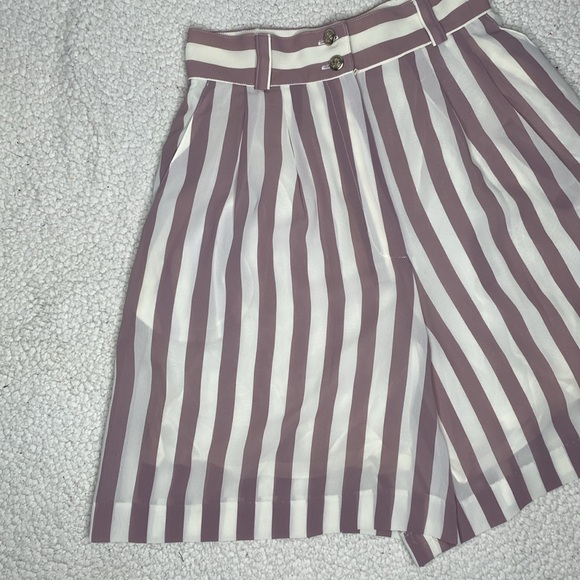 R-Rouge Striped Shorts: Size Medium - Picture 4 of 9